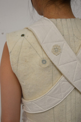 pugnastudio_SHAKTIVEST_image3 Pugnastudio